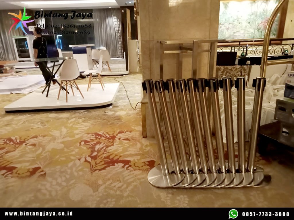 Sewa tiang antrian VIP kota Purwakarta Booking 0878.8537.7555