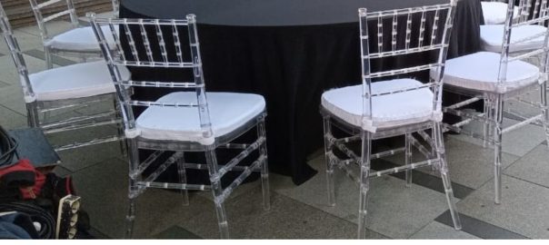Layanan Sewa Kursi tiffany Acrylic Bening Area Bekasi