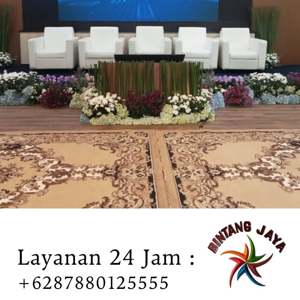 Pilihan Kursi Sofa Minimalis Putih