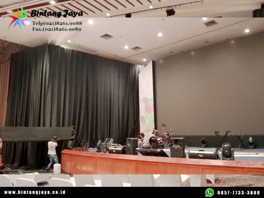 Jasa Sewa Tirai Hitam Tinggi Full 8 Meter Di Jakarta
