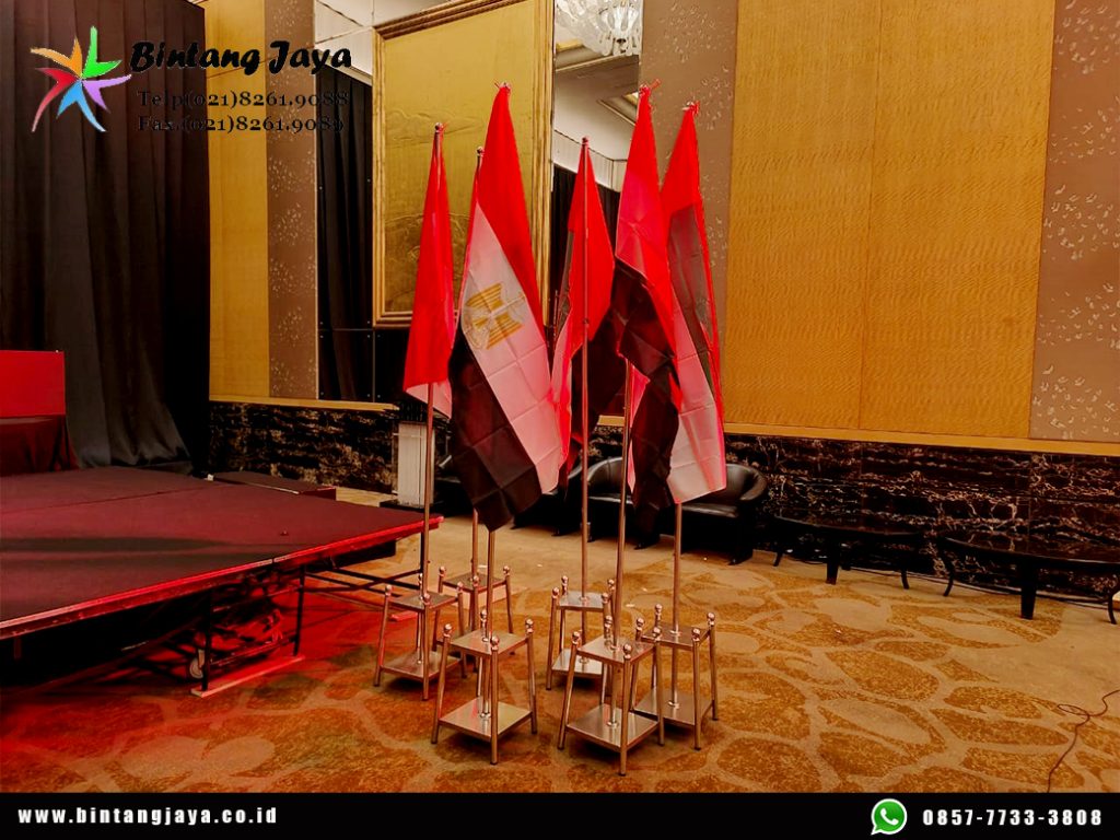 Jasa Sewa Tiang Bendera VIP Satinless di Jakarta