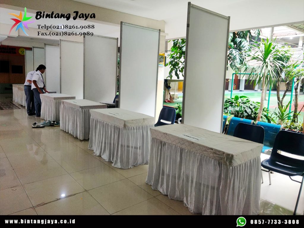 Sewa Partisi Sekat Pembatas Stand Acara Di Jakarta