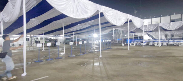 Sewa Tenda Kain Serut Poni Putih Area Cikarang