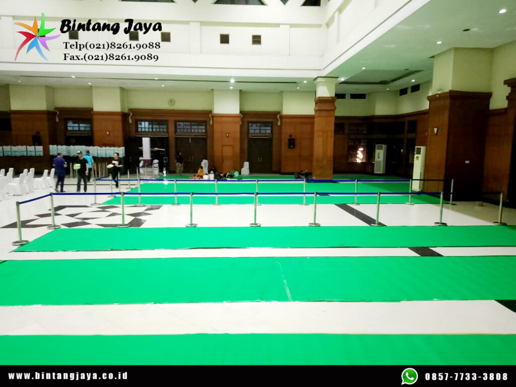 Sewa Tiang Antrian Sabuk untuk Event, Mall dan Pameran