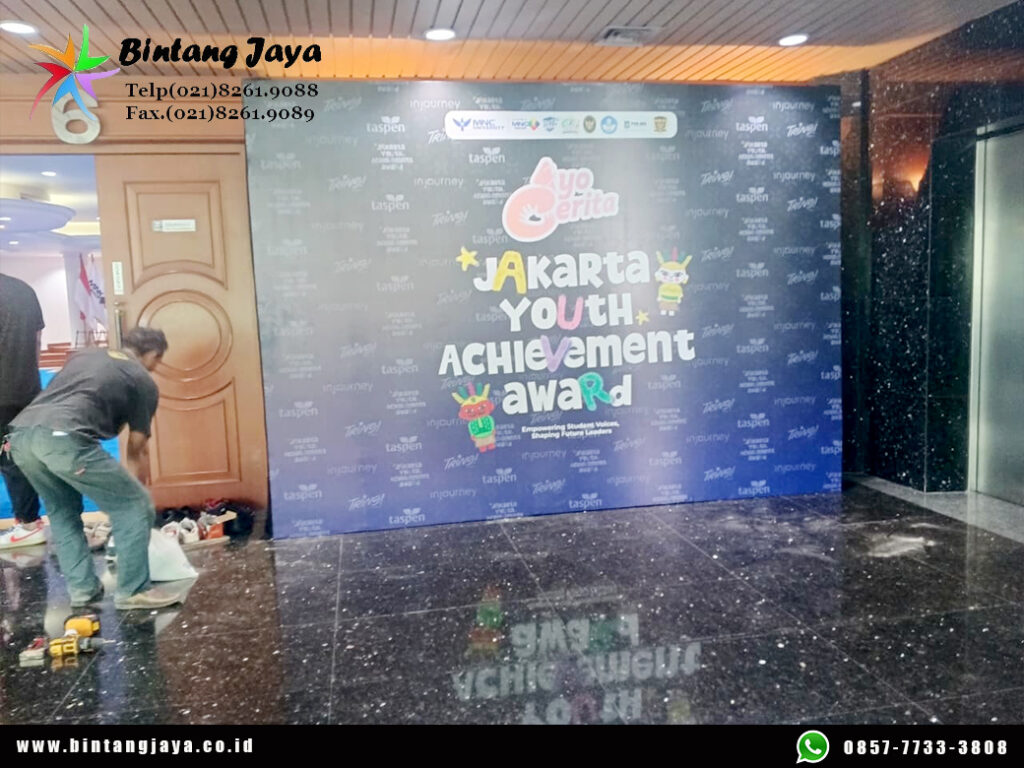 Sewa Backdrop, Meja Bulat dan Kursi Event Jakarta