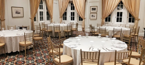 Rental Round Table dan Gold Tiffany Chairs Jakarta