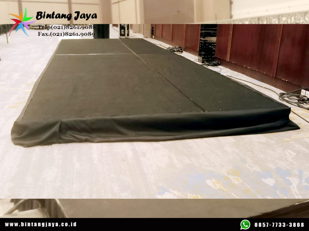 Sewa Panggung Cover Karpet Hitam Event Lippo Kuningan