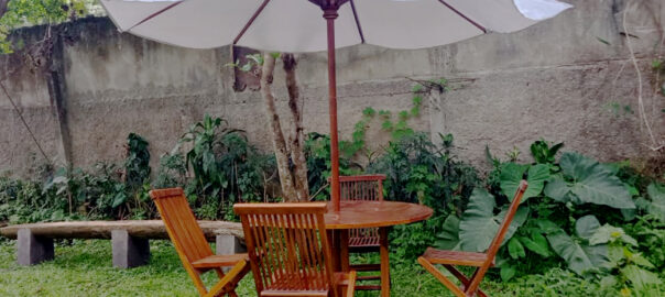 Rental Tenda Parasol untuk Lounge Outdoor dan Area Hospitality